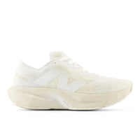 NEW BALANCE FUELCELL REBEL V4