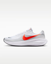 Nike Revolution 8