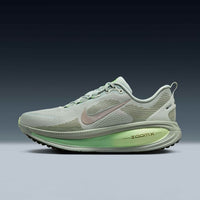 Nike Vomero 18
